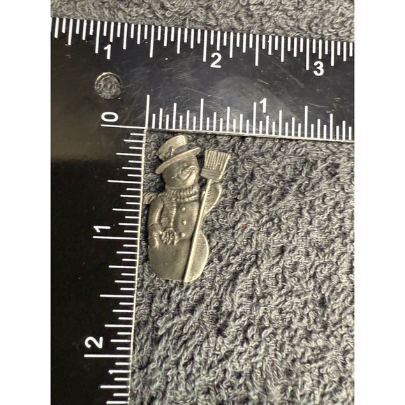 Vintage‎ Christmas Brooch Lot Santa Stocking Cow Snowman - Picture 12 of 13